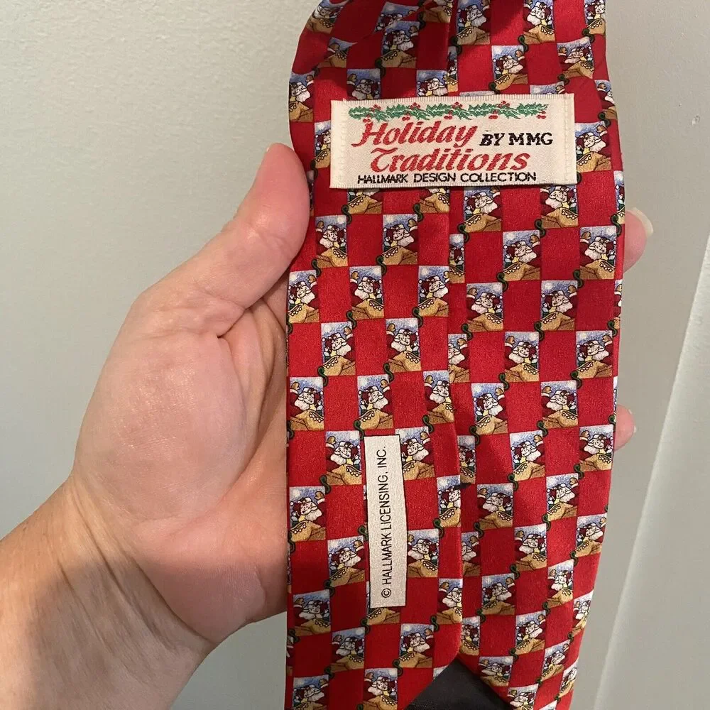 Christmas Tie Red Santa 100% Silk Hallmark Design‎ Collection Holiday